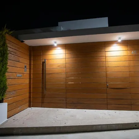 Five-Star Mansion Βίλα *